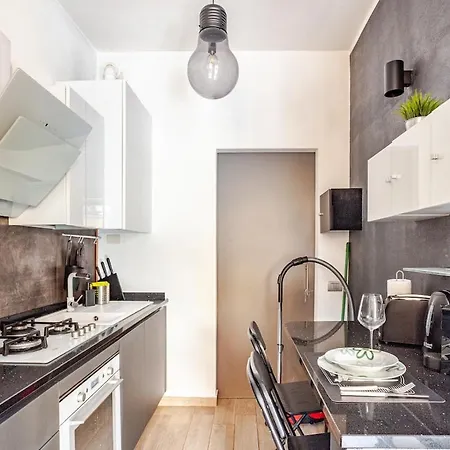 Appartamento Design - Vicino Centro Monza E Laghi - Fast Wifi Apartament