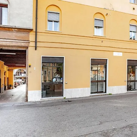 Apartament Appartamento Design - Vicino Centro Monza E Laghi - Fast Wifi